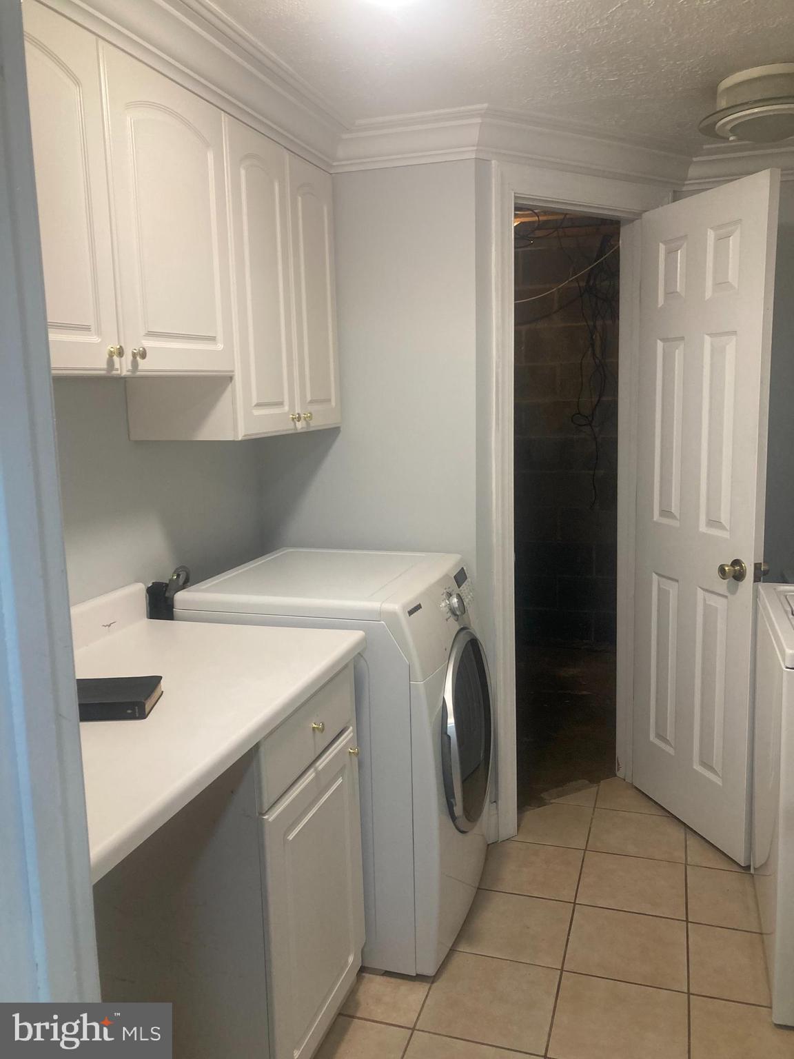 HILCREST ORCHARDS - Residential