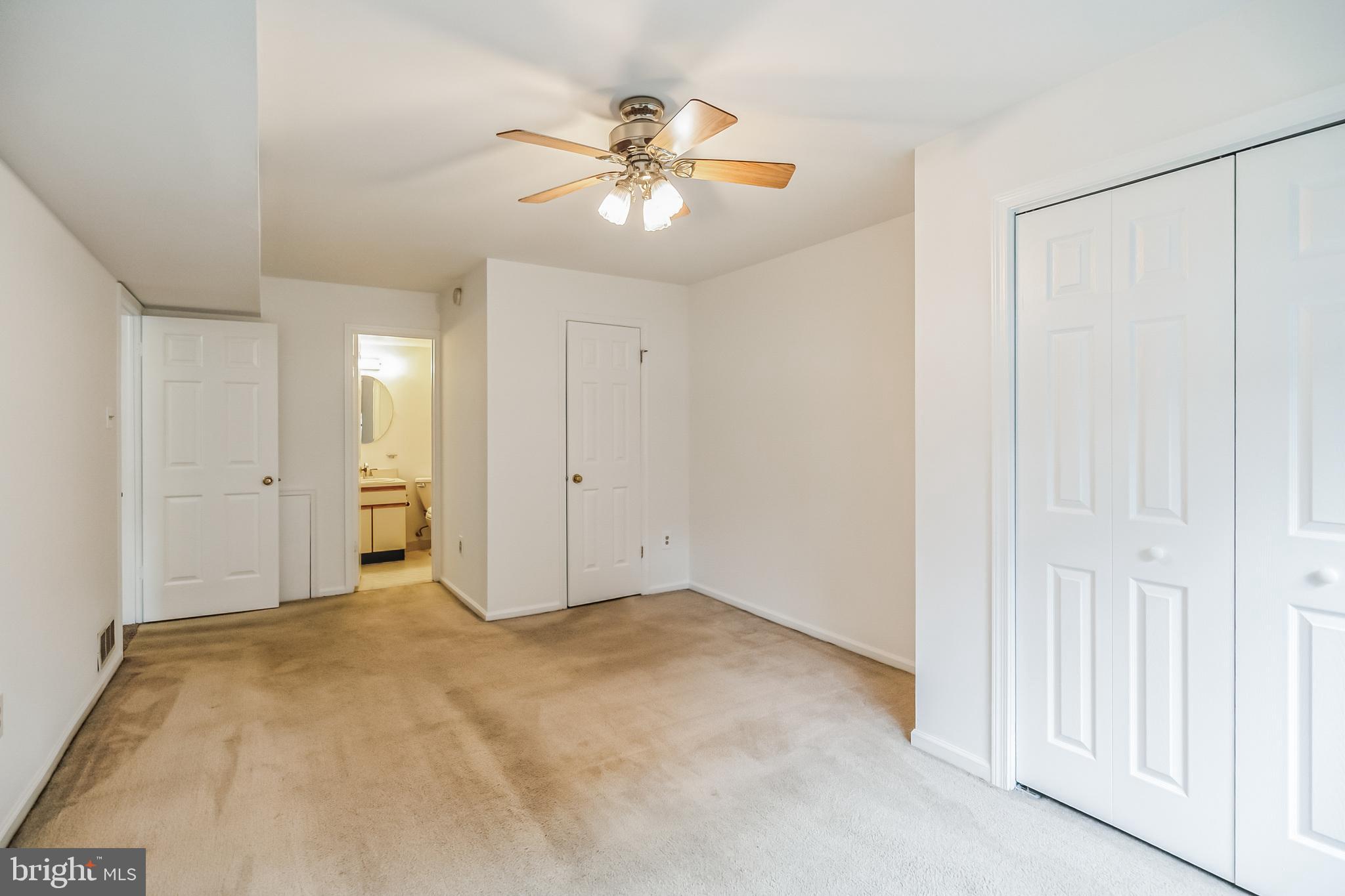 HAMPTON GREENS - Residential