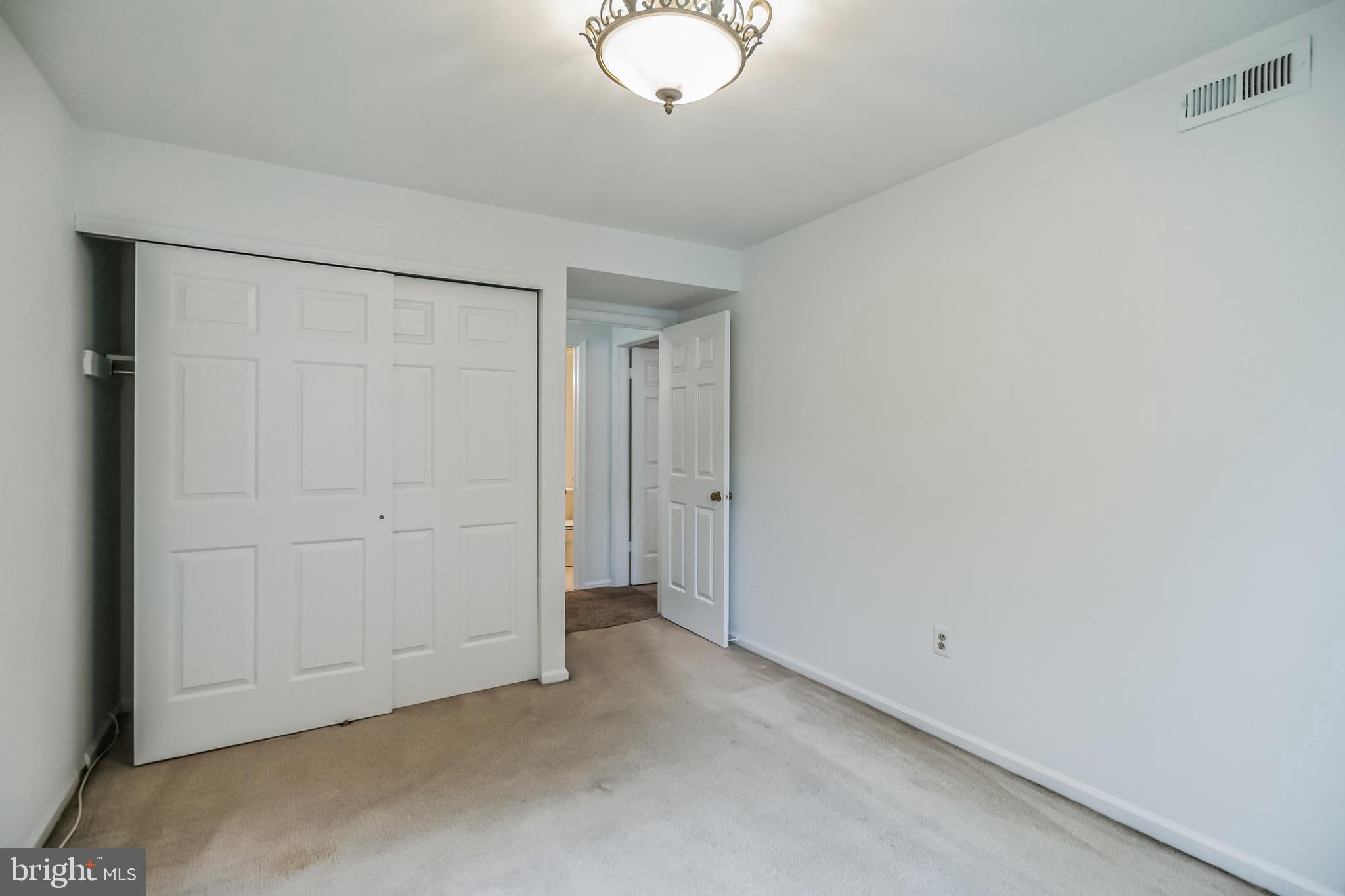 HAMPTON GREENS - Residential