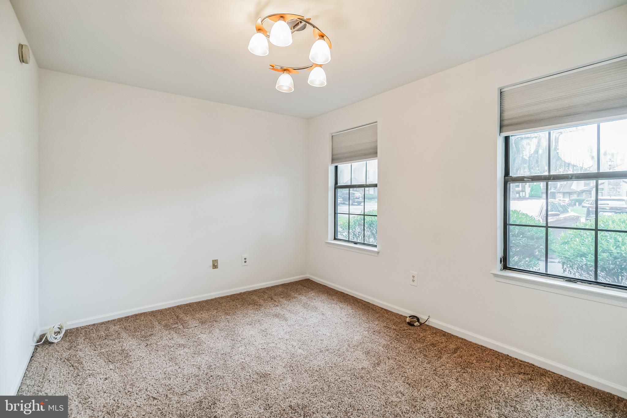 HAMPTON GREENS - Residential