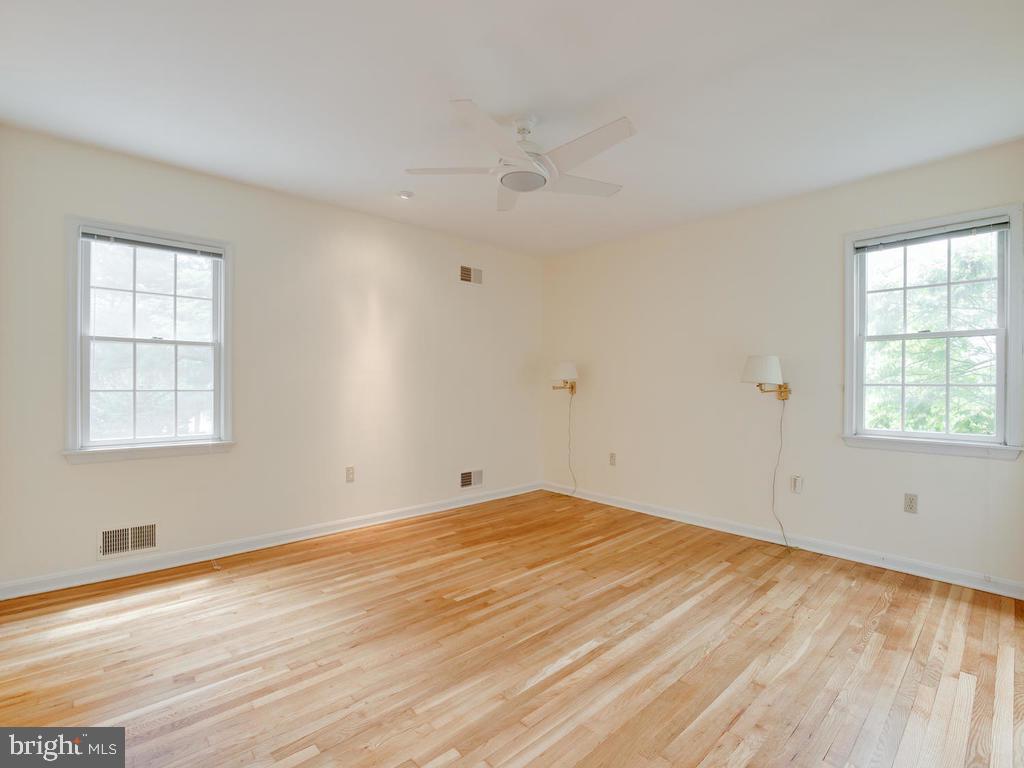 THUNDER HILL - Residential