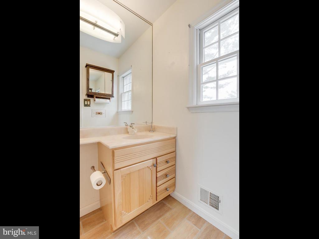 THUNDER HILL - Residential