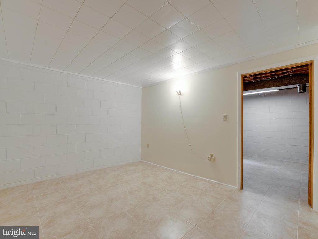 THUNDER HILL - Residential