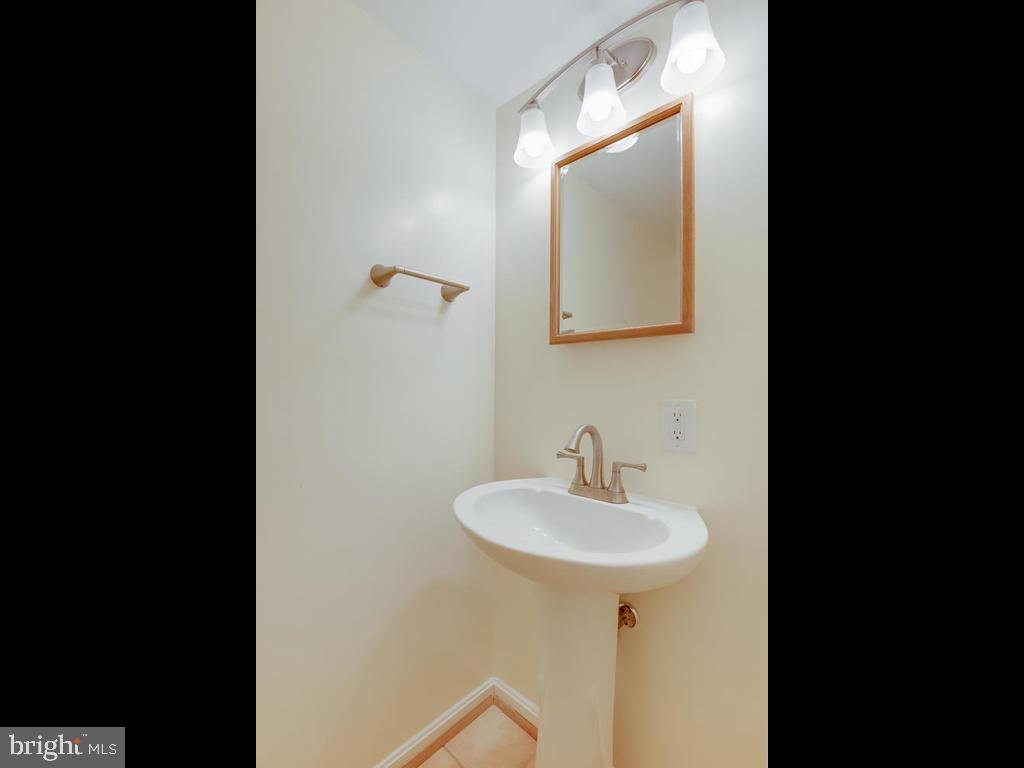 THUNDER HILL - Residential