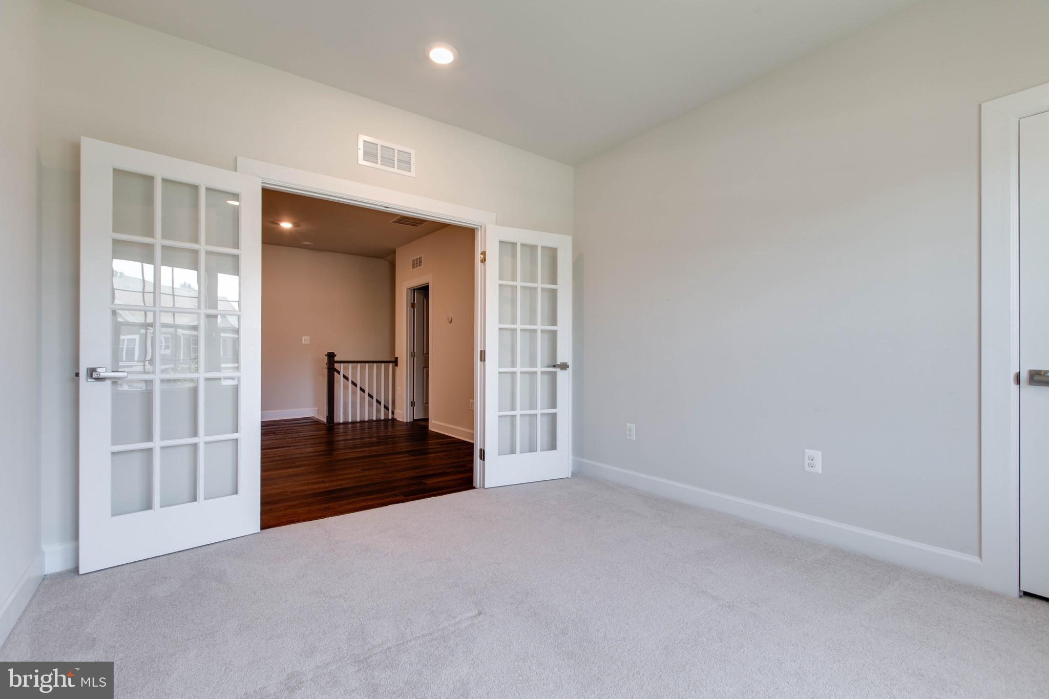 TURF VALLEY - Residential Lease