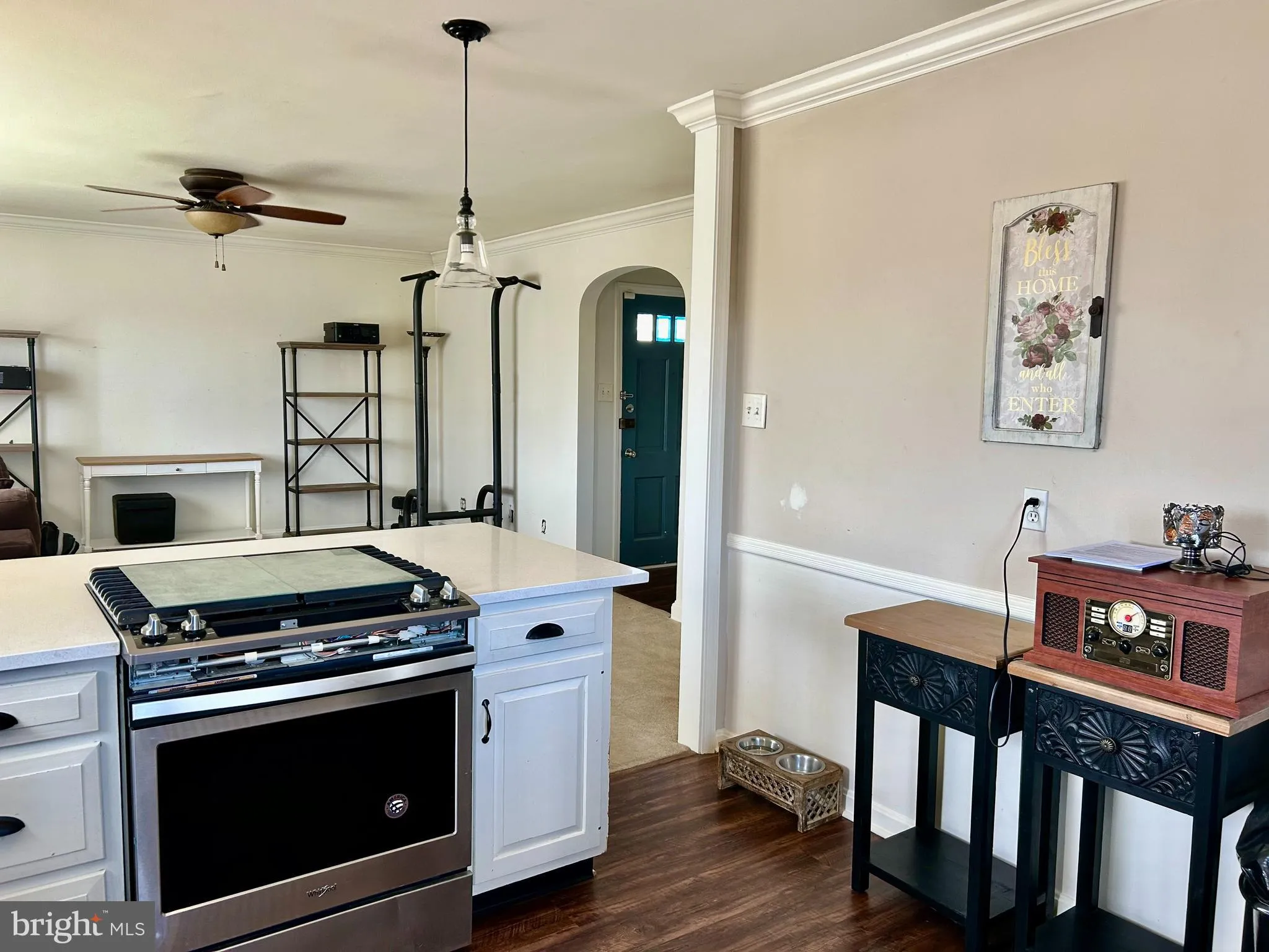 Morton, Pennsylvania 19070, United States, 3 Bedrooms Bedrooms, ,1 BathroomBathrooms,Residential,Active,93047