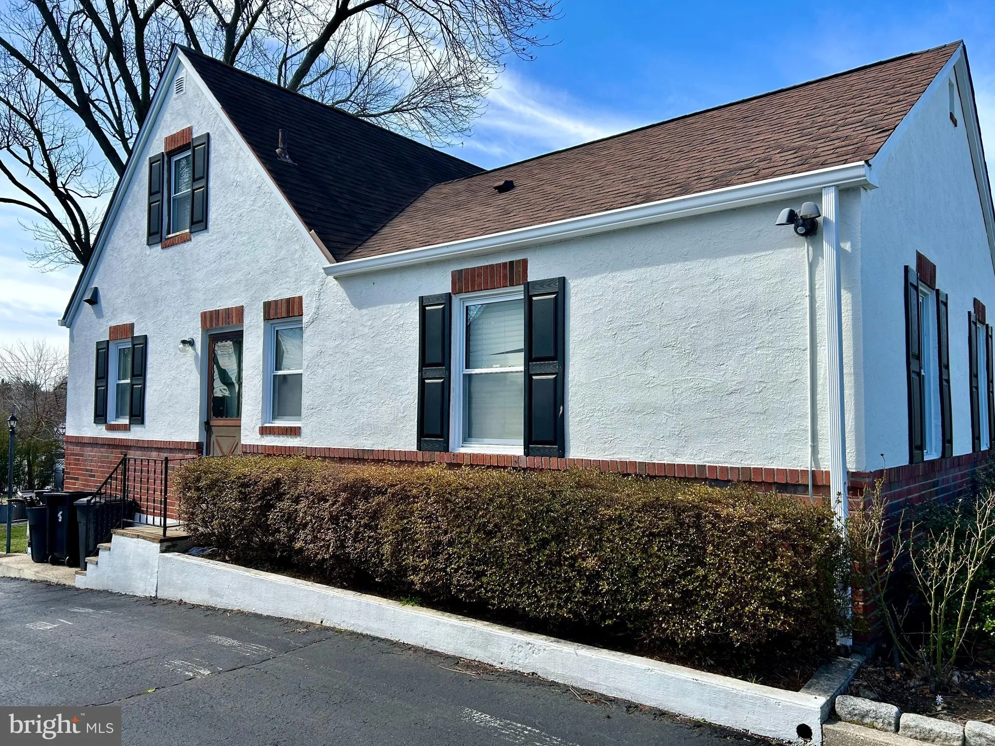 Morton, Pennsylvania 19070, United States, 3 Bedrooms Bedrooms, ,1 BathroomBathrooms,Residential,Active,93047