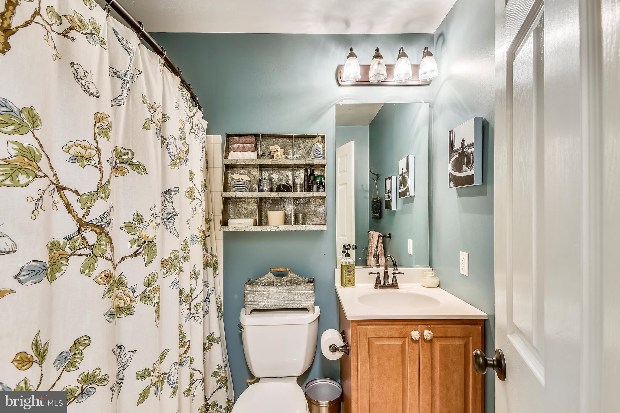 CAMPUS GREEN - Residential Lease