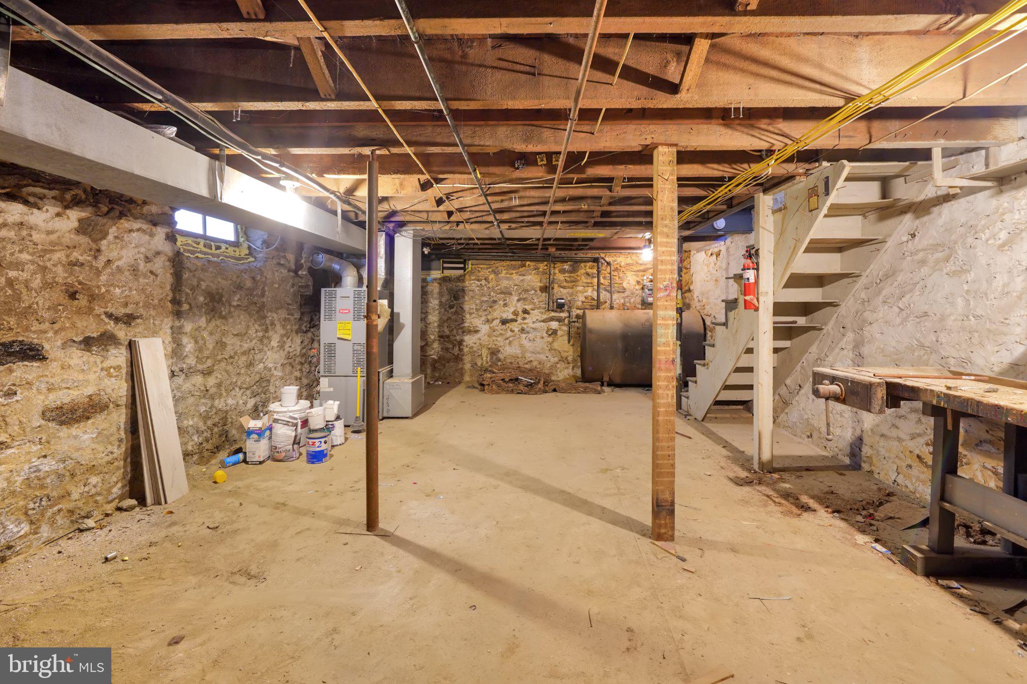 BUSTLETON - Residential