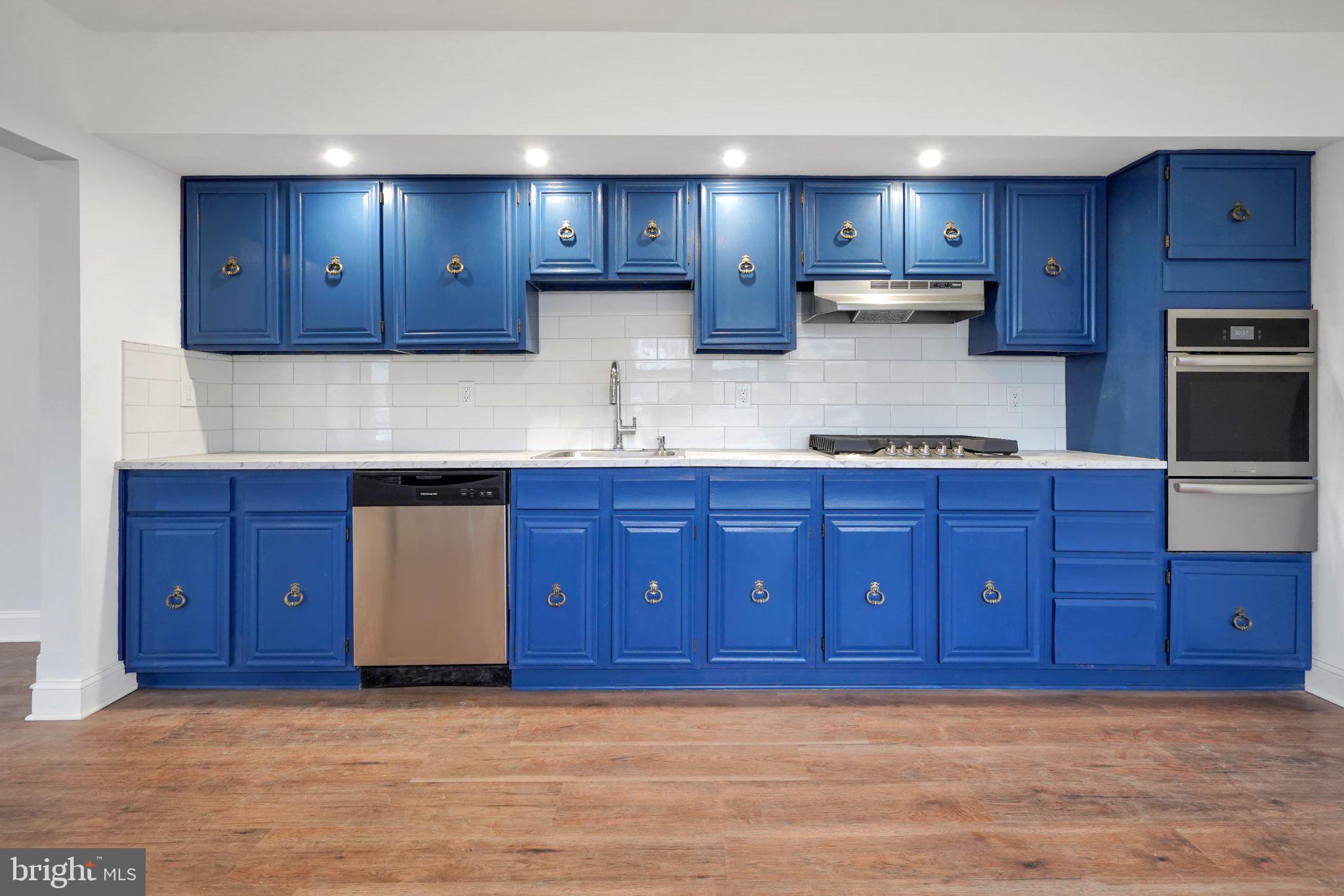 BUSTLETON - Residential