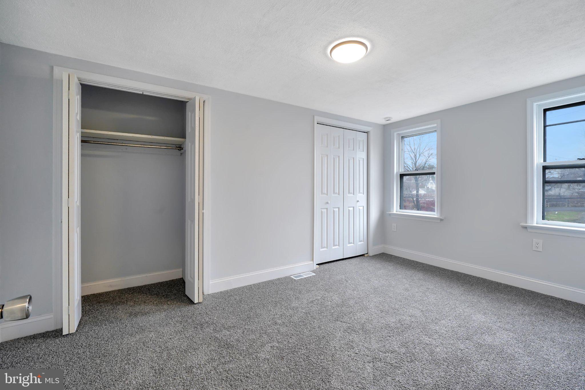 BUSTLETON - Residential