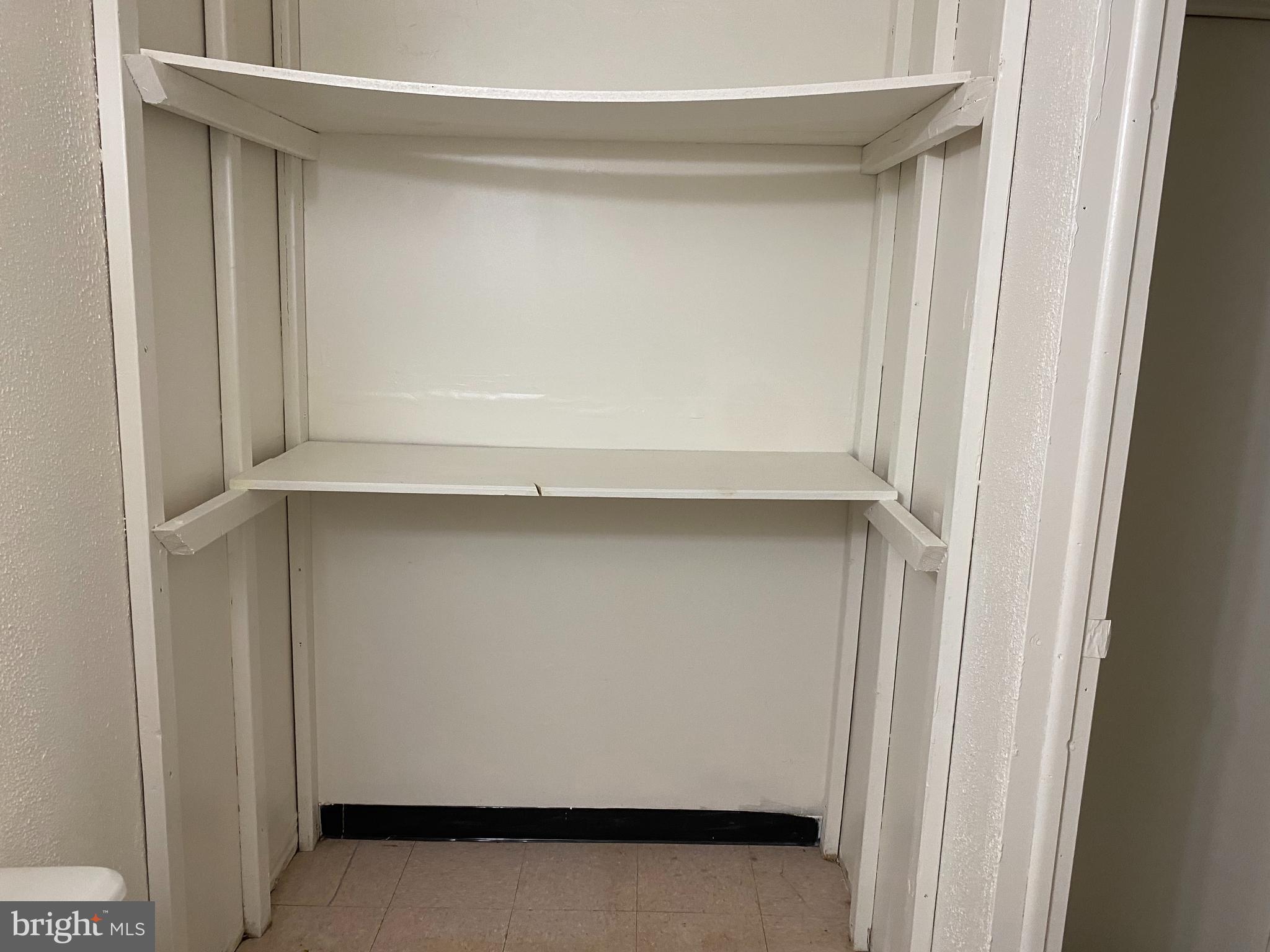 ASBURY WOODS - Residential