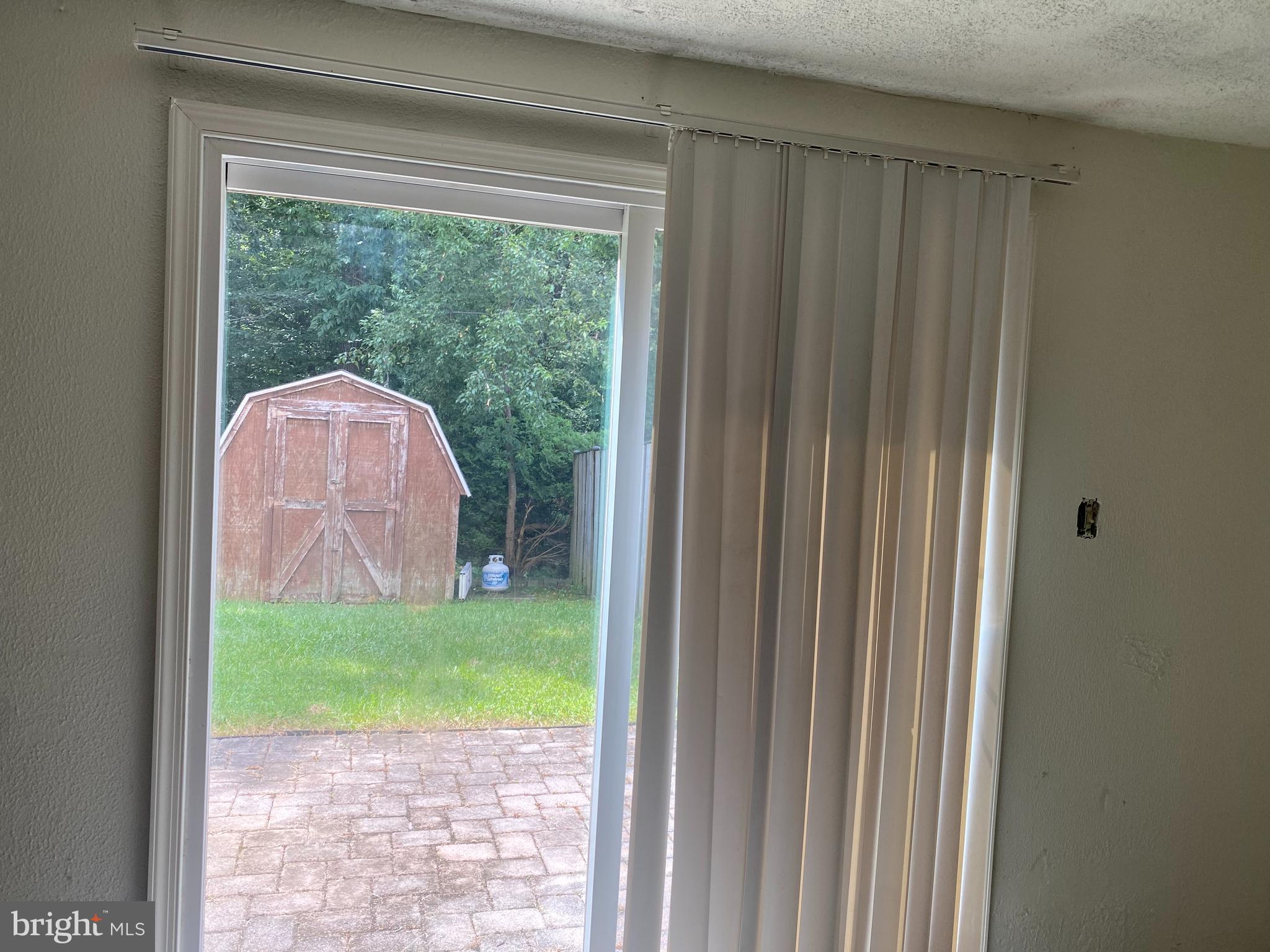 ASBURY WOODS - Residential