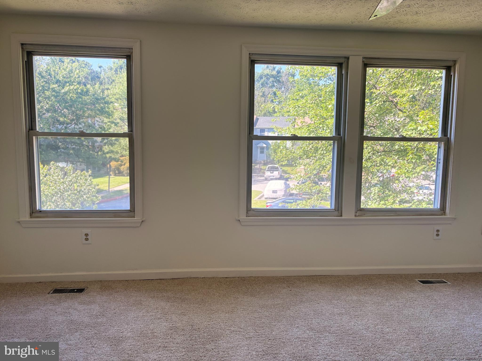 ASBURY WOODS - Residential