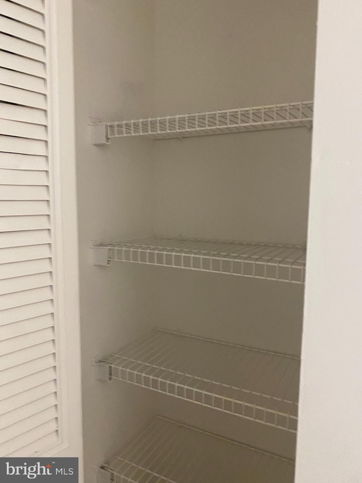 ASBURY WOODS - Residential