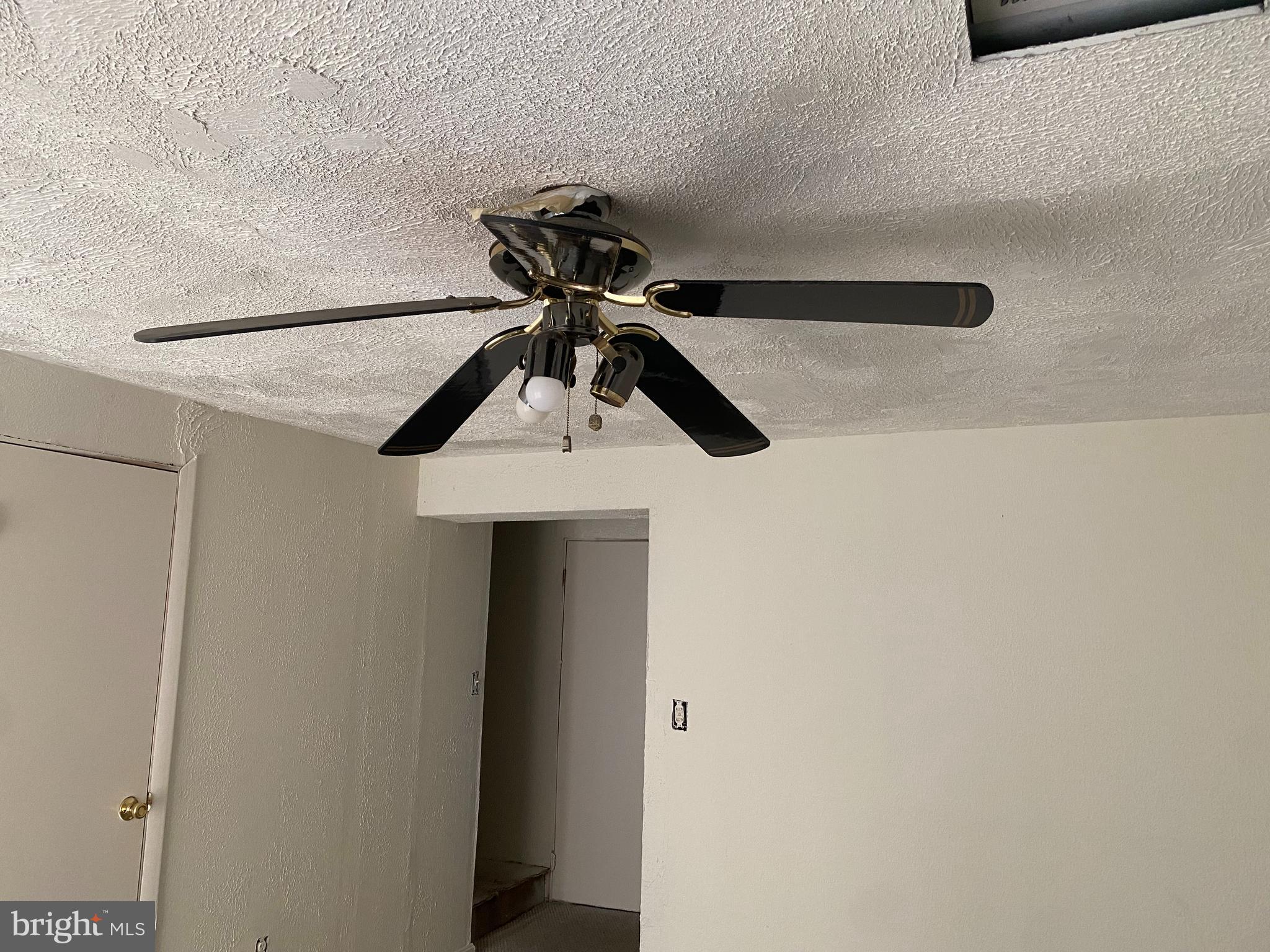 ASBURY WOODS - Residential