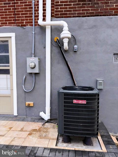 COLONIAL PARK - Residential