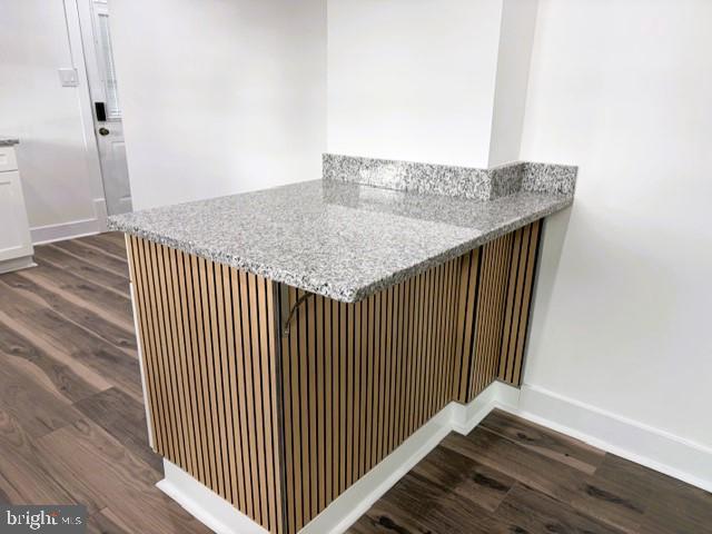 COLONIAL PARK - Residential