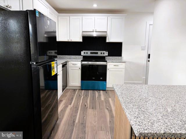 COLONIAL PARK - Residential