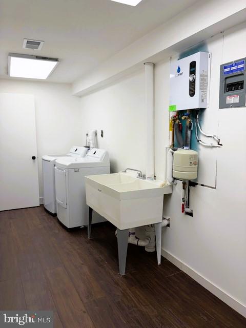 COLONIAL PARK - Residential