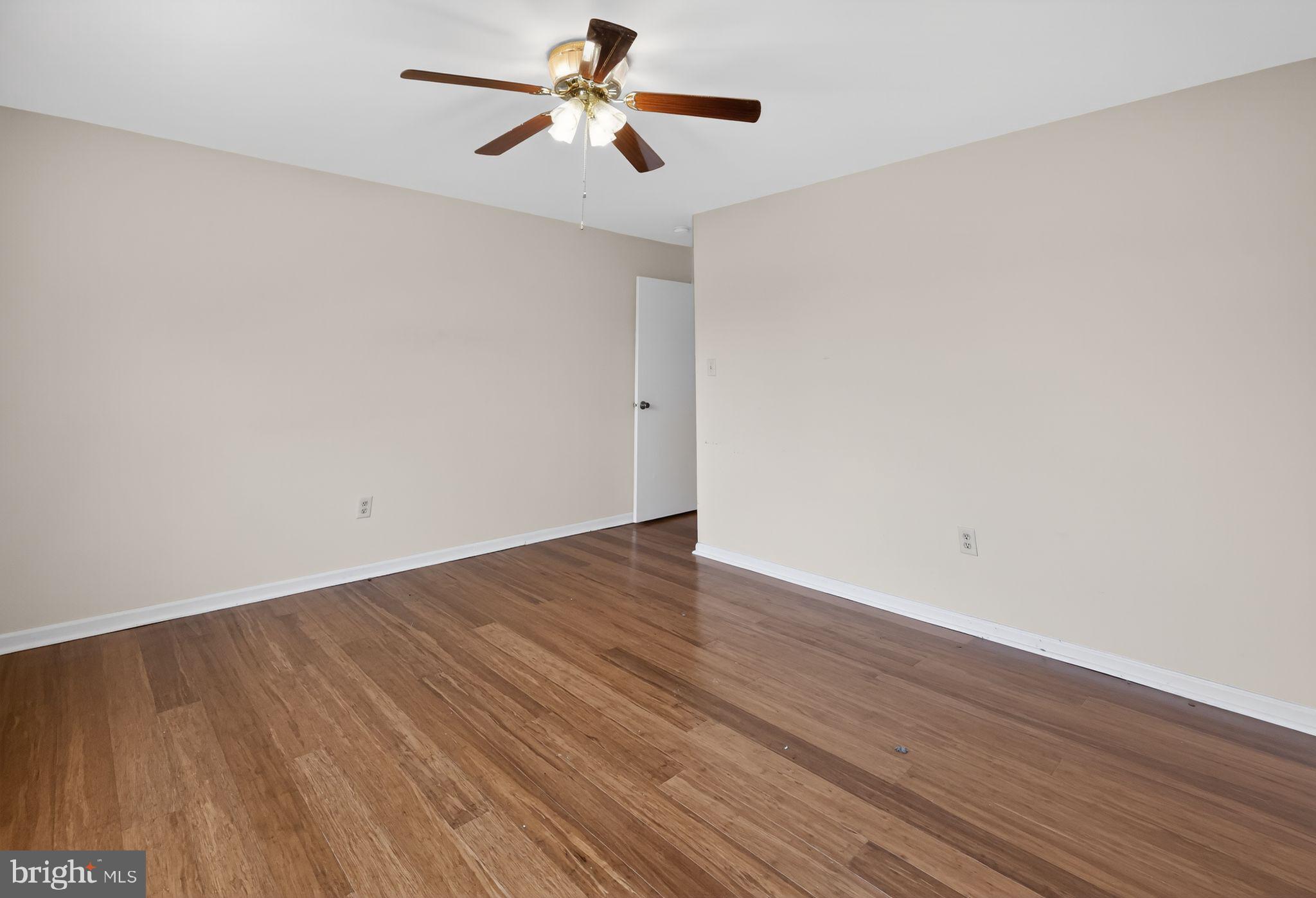 BUSTLETON - Residential