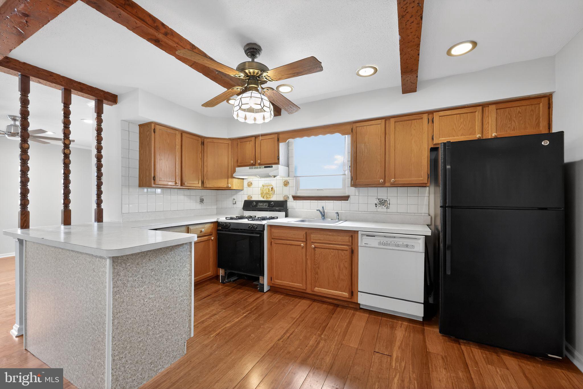 BUSTLETON - Residential