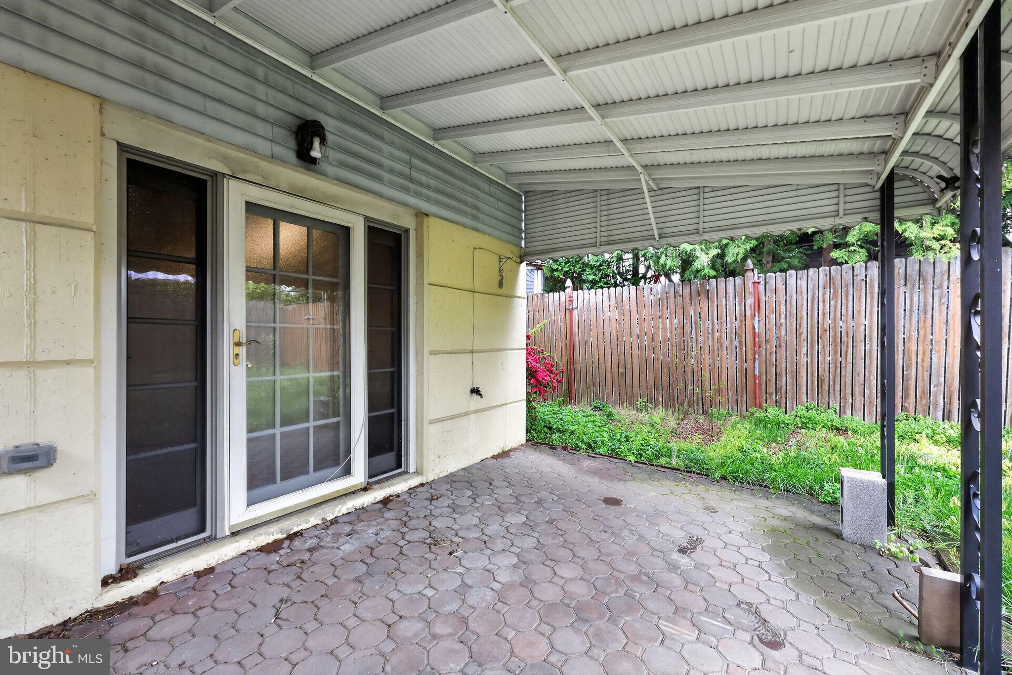 BUSTLETON - Residential