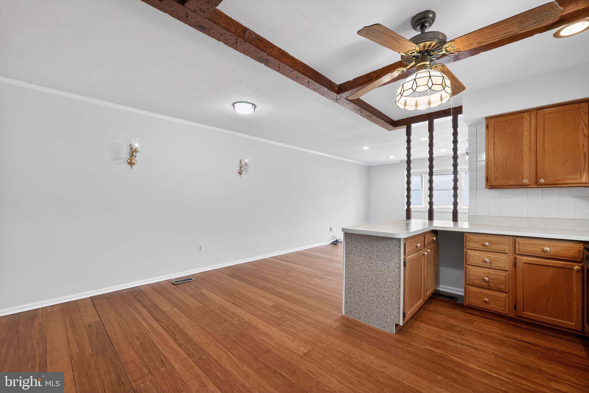 BUSTLETON - Residential