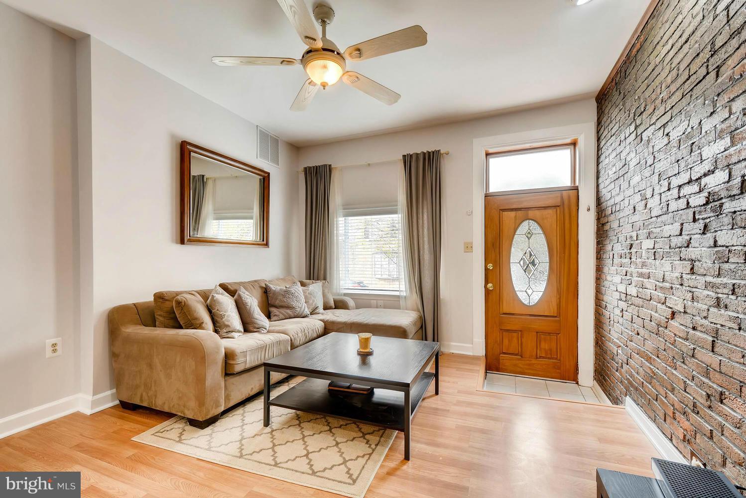 HIGHLANDTOWN - Residential