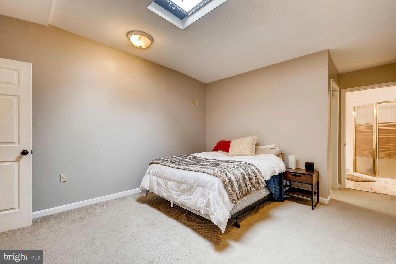 HIGHLANDTOWN - Residential