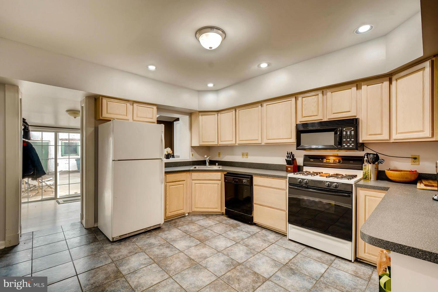 HIGHLANDTOWN - Residential