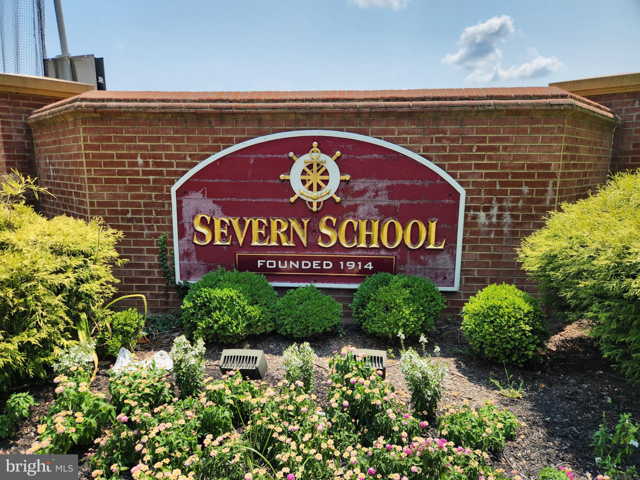 OLDE SEVERNA PARK - Residential