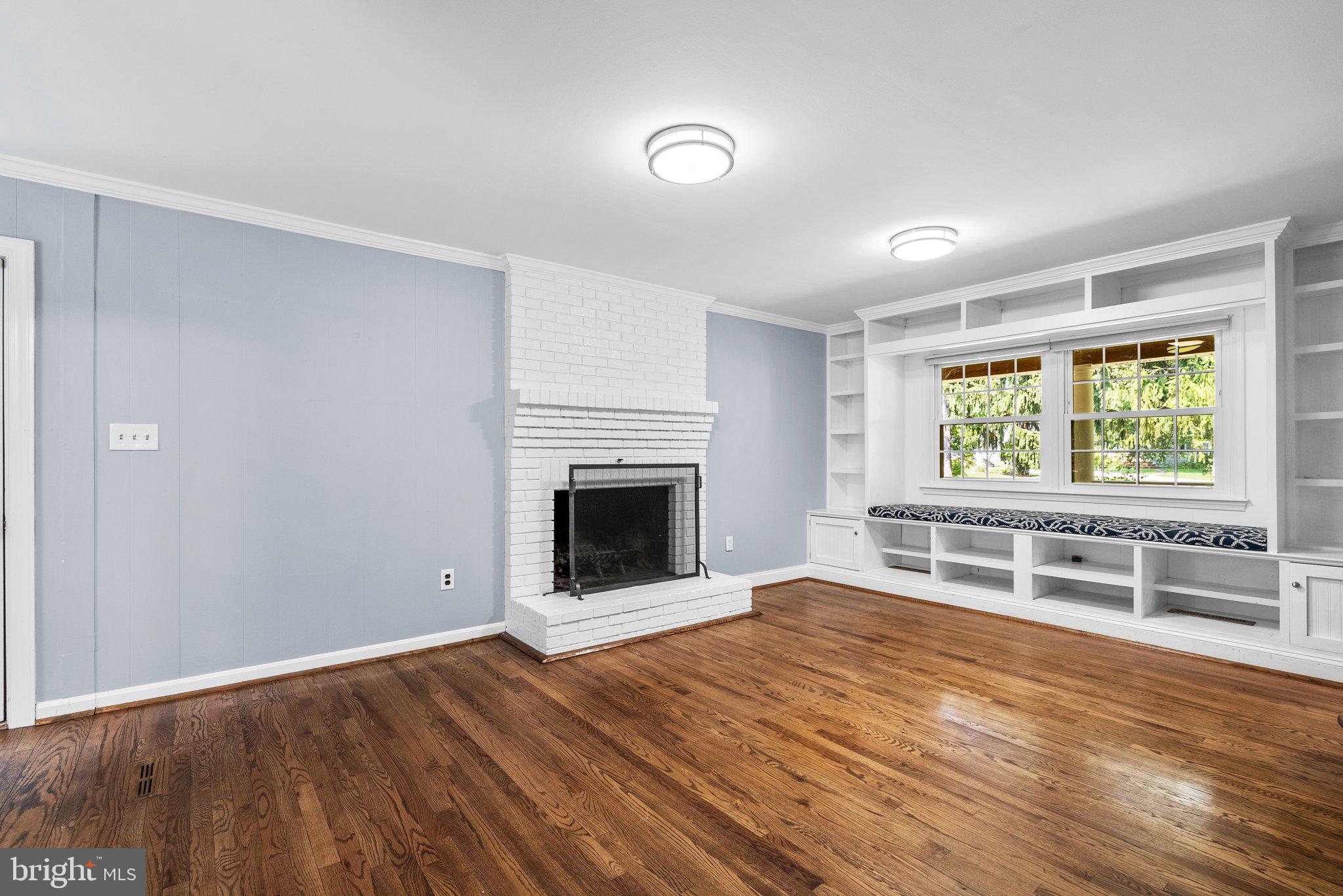 OLDE SEVERNA PARK - Residential