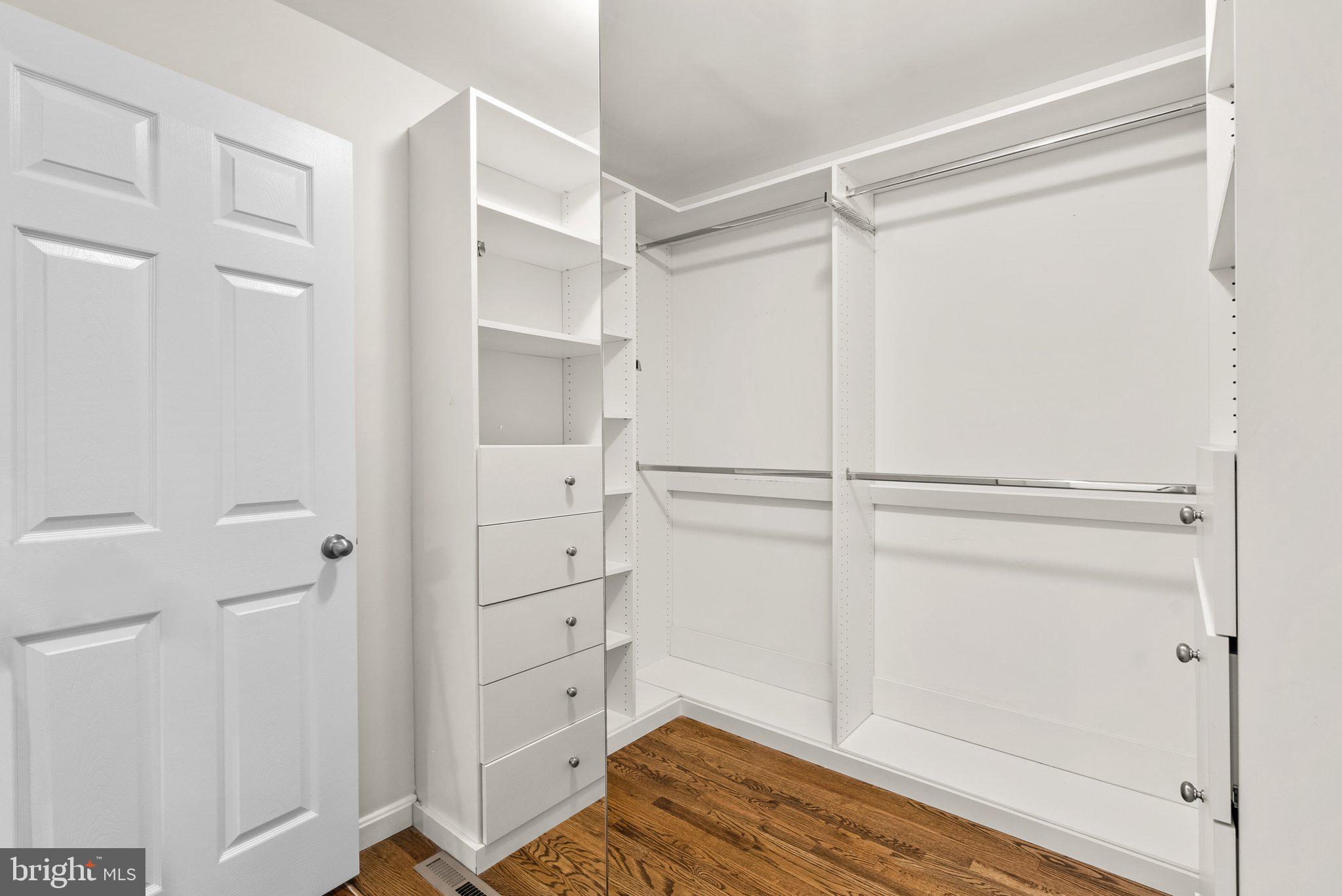 OLDE SEVERNA PARK - Residential