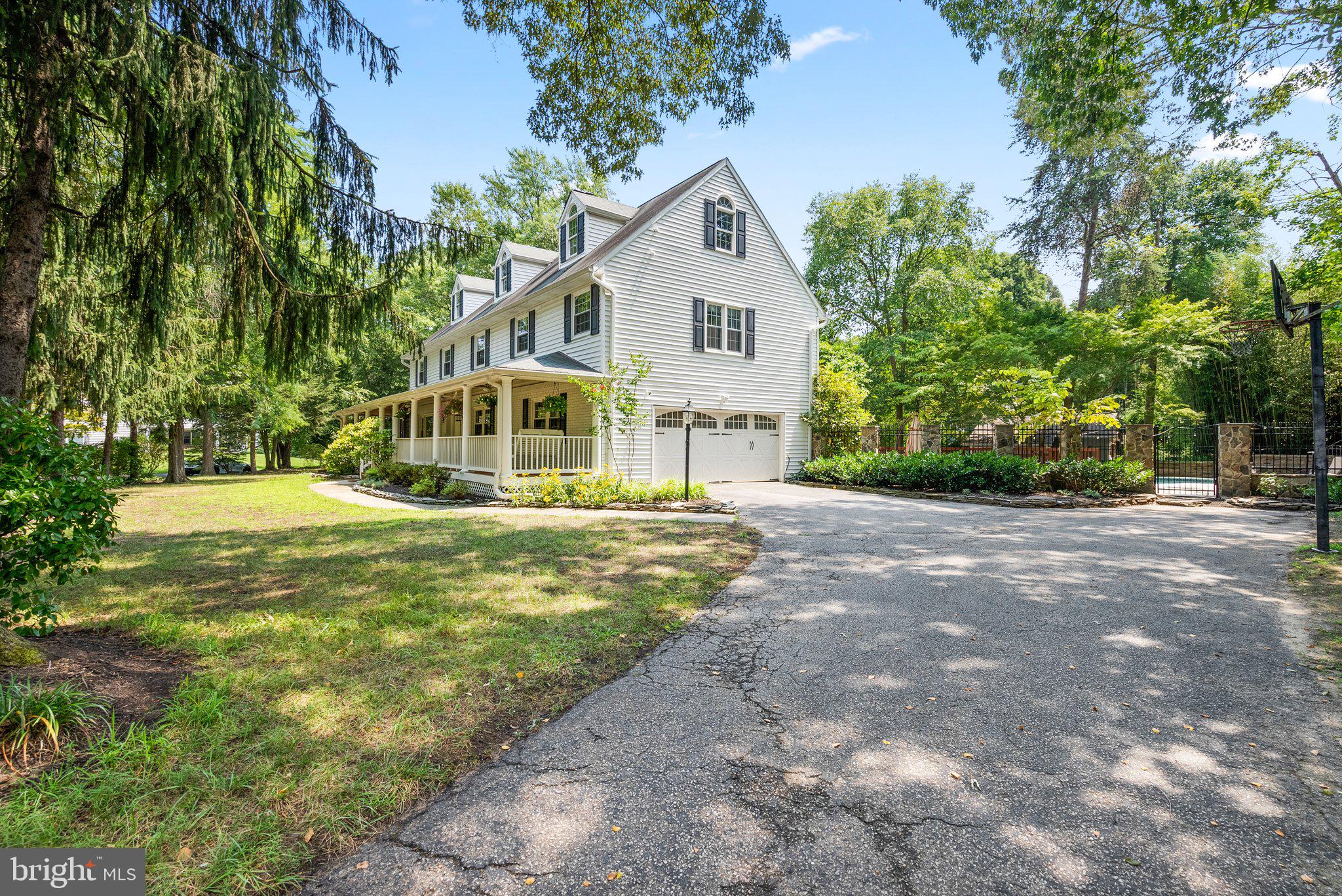 OLDE SEVERNA PARK - Residential