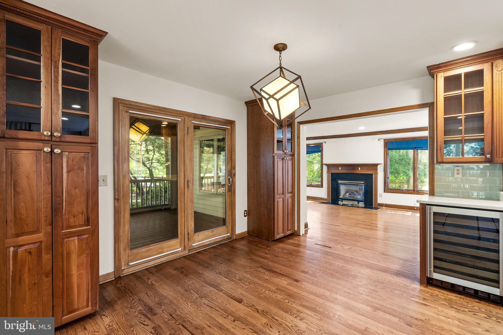 OLDE SEVERNA PARK - Residential