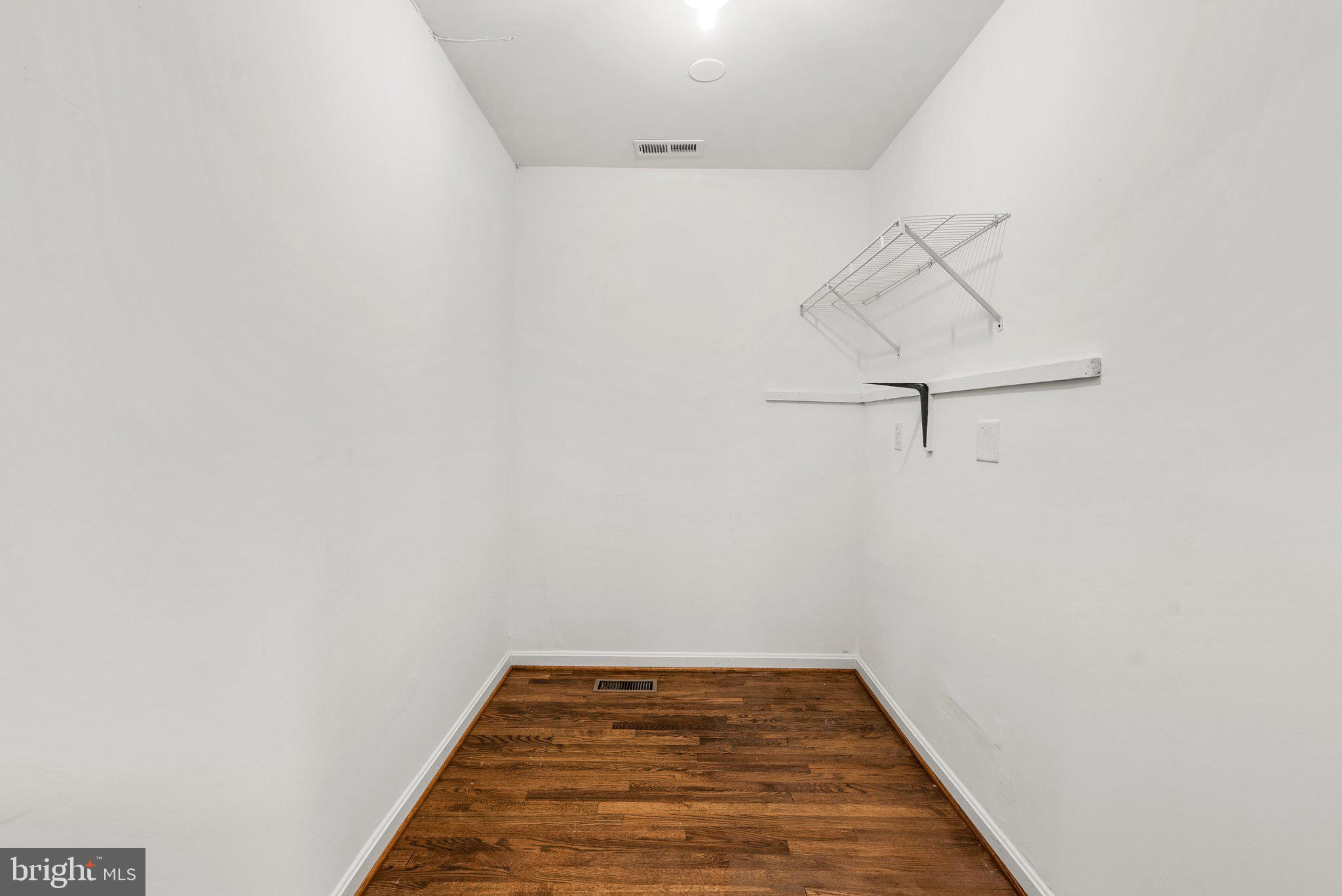 OLDE SEVERNA PARK - Residential