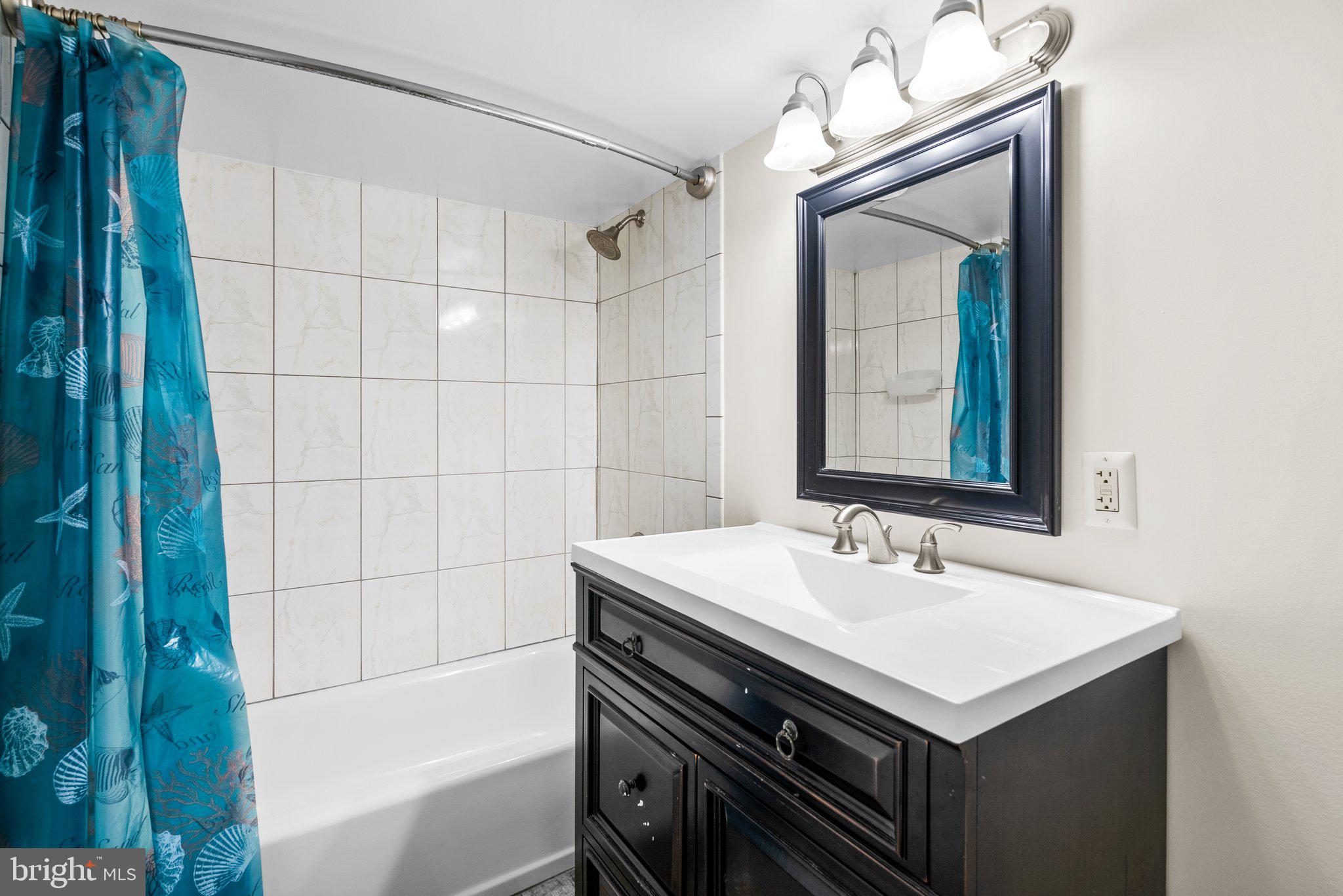 OLDE SEVERNA PARK - Residential