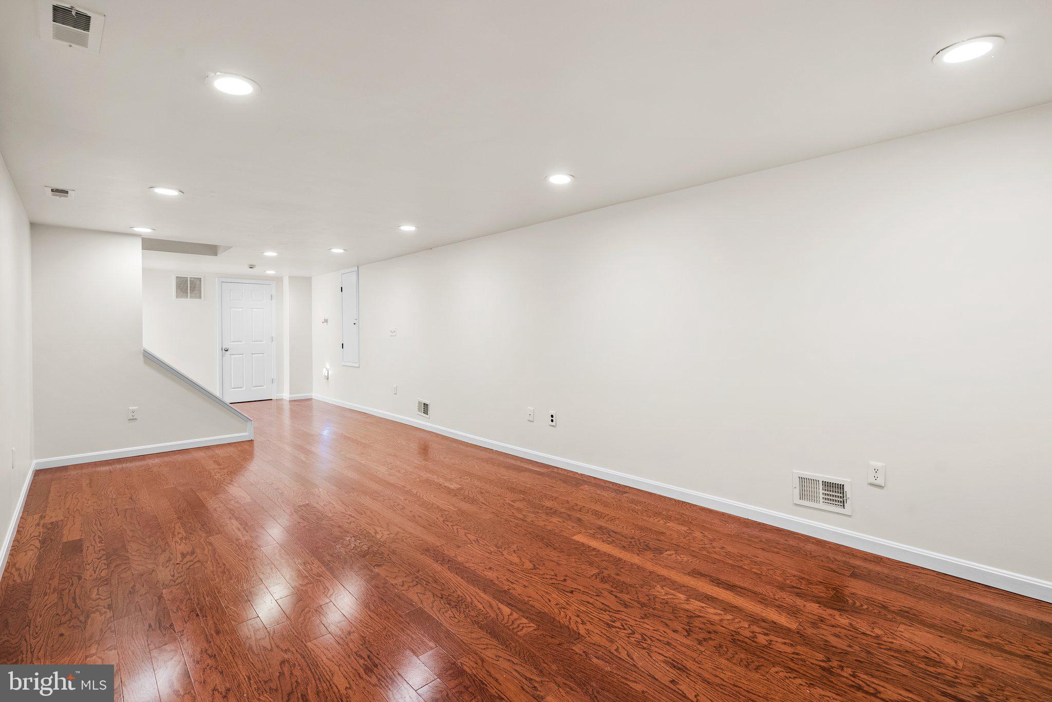 OLDE SEVERNA PARK - Residential