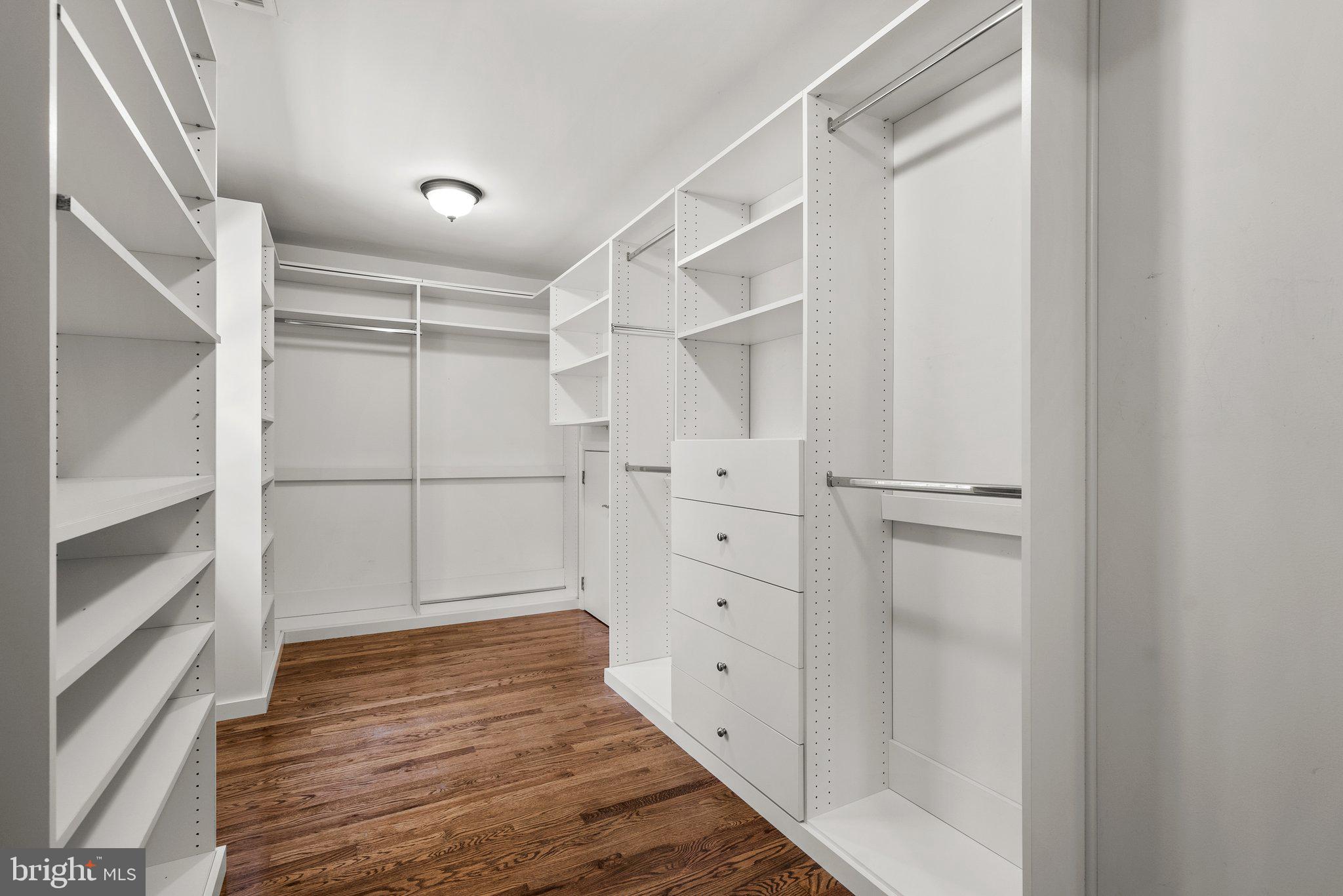 OLDE SEVERNA PARK - Residential