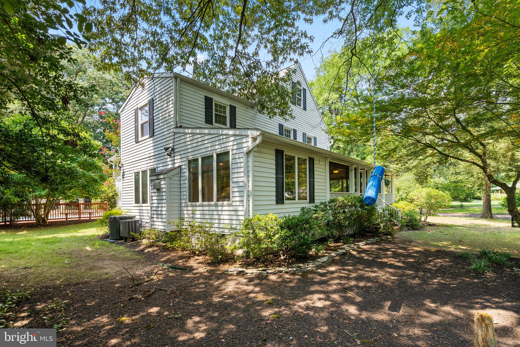 OLDE SEVERNA PARK - Residential