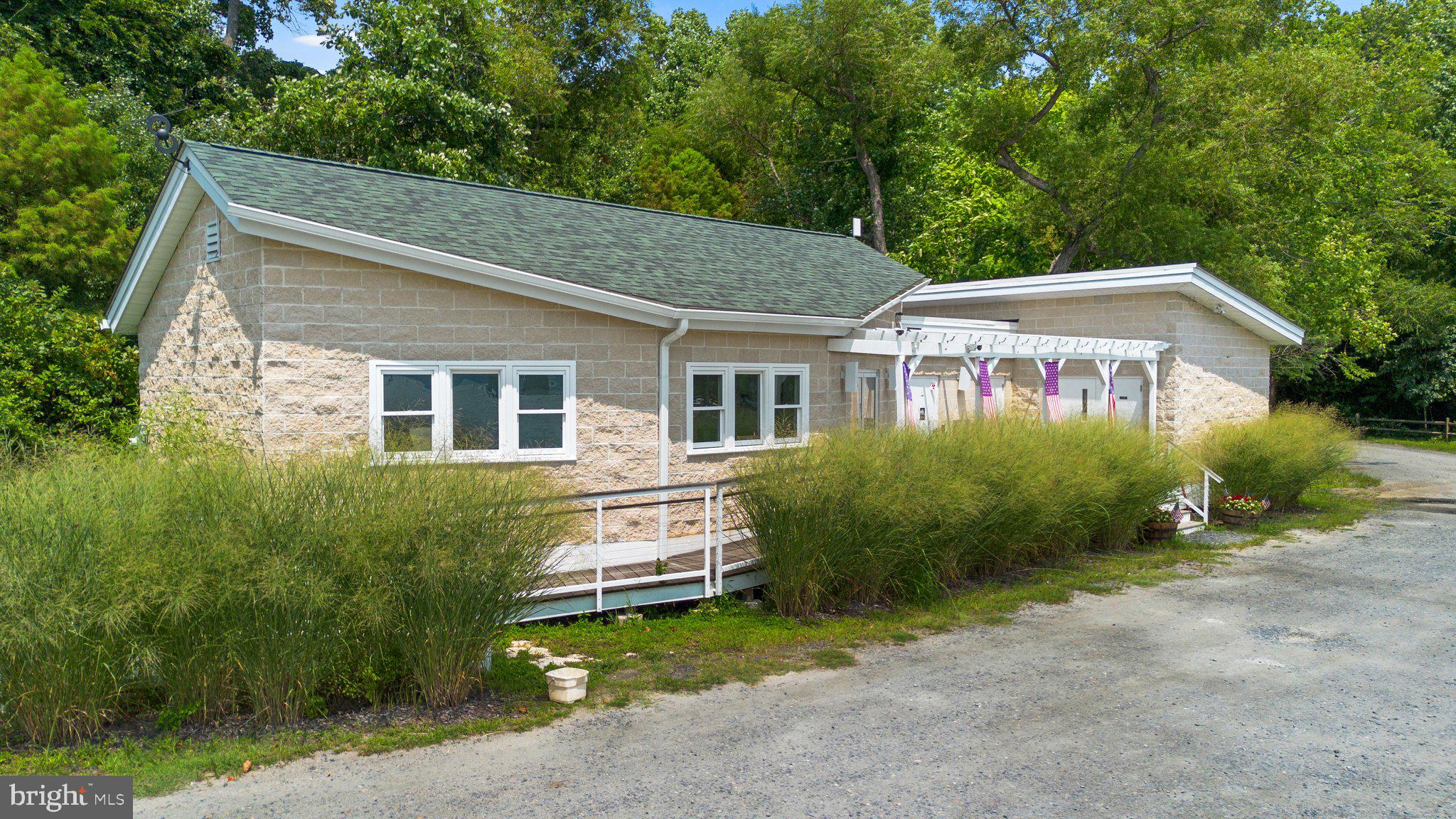 OLDE SEVERNA PARK - Residential