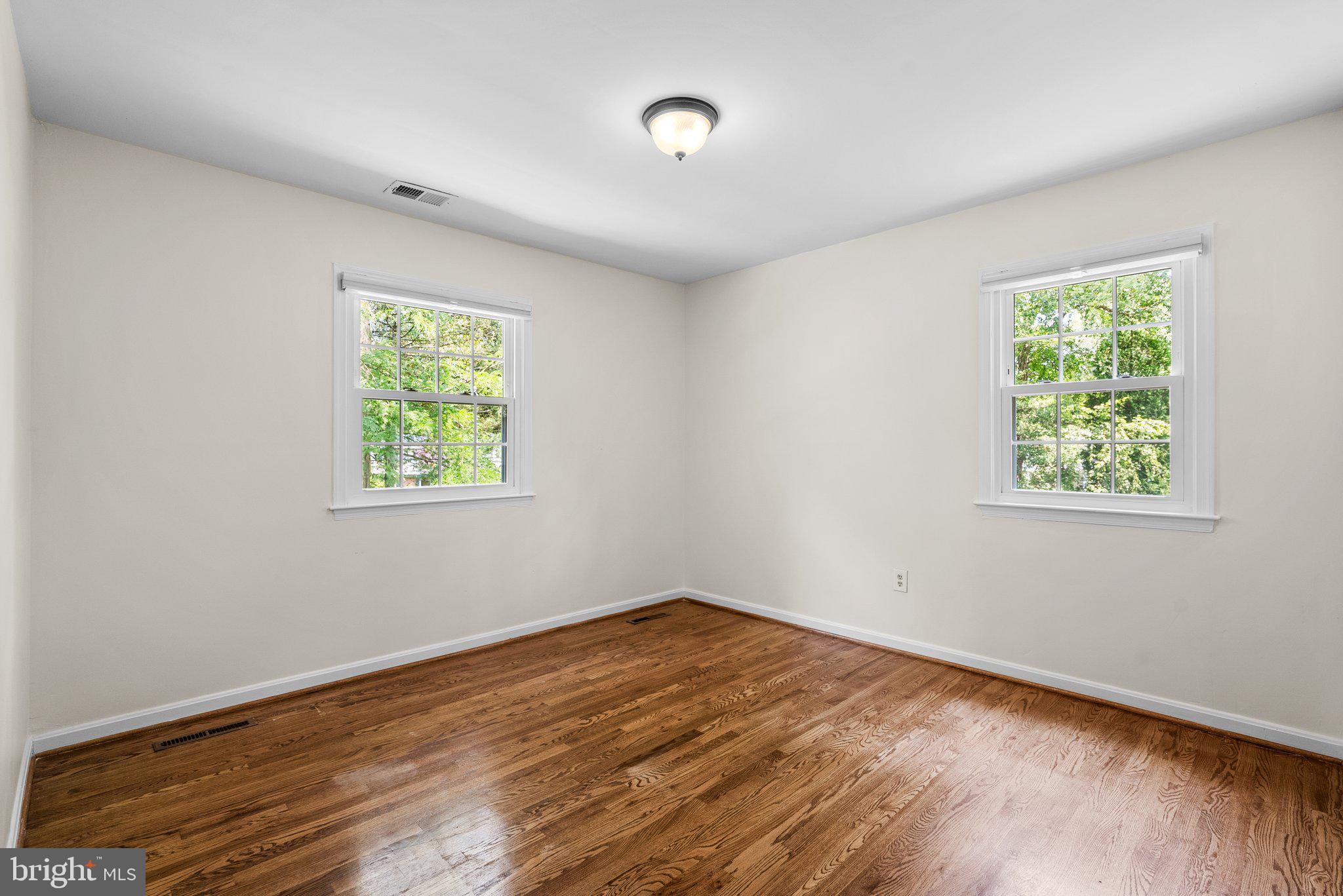 OLDE SEVERNA PARK - Residential