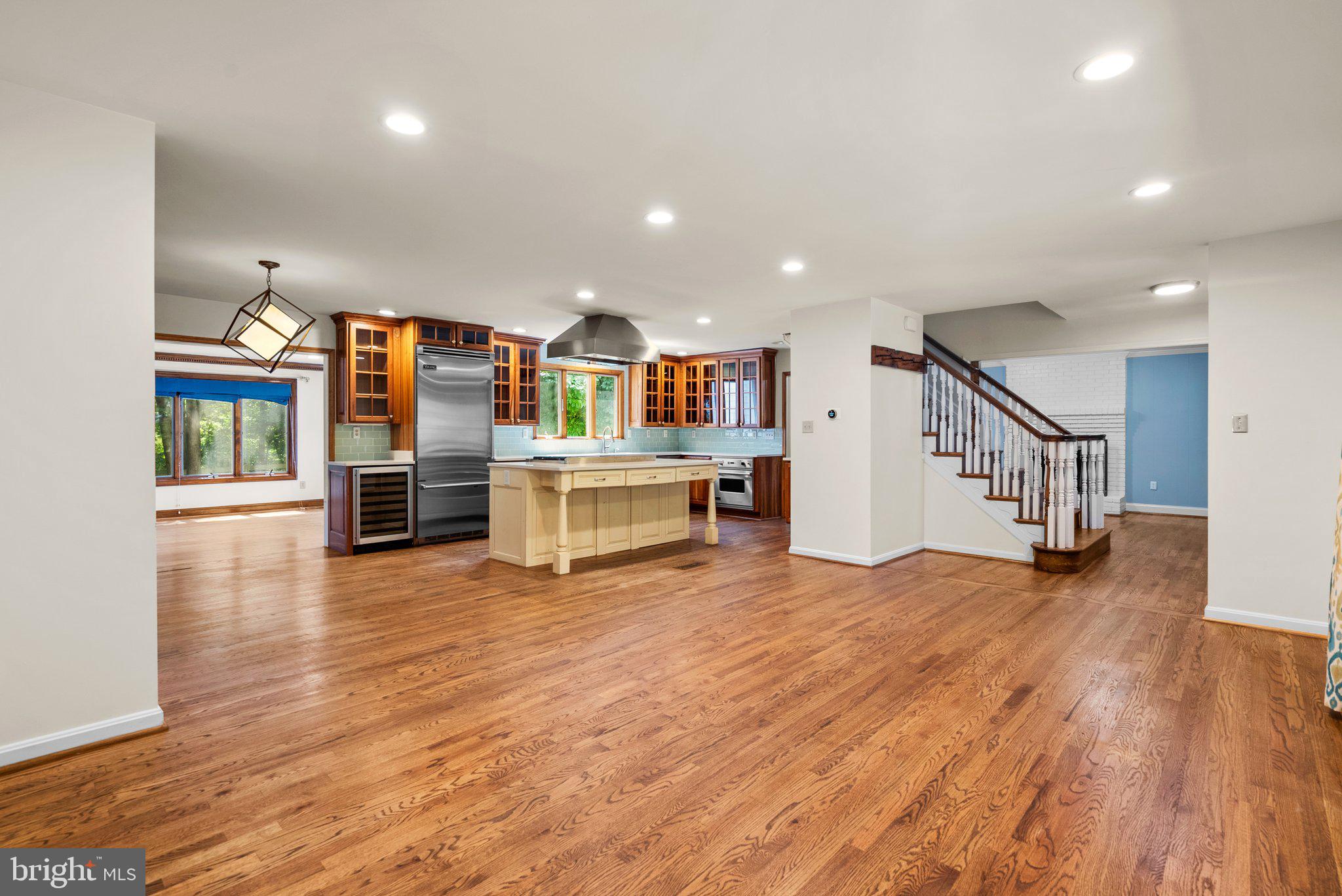 OLDE SEVERNA PARK - Residential