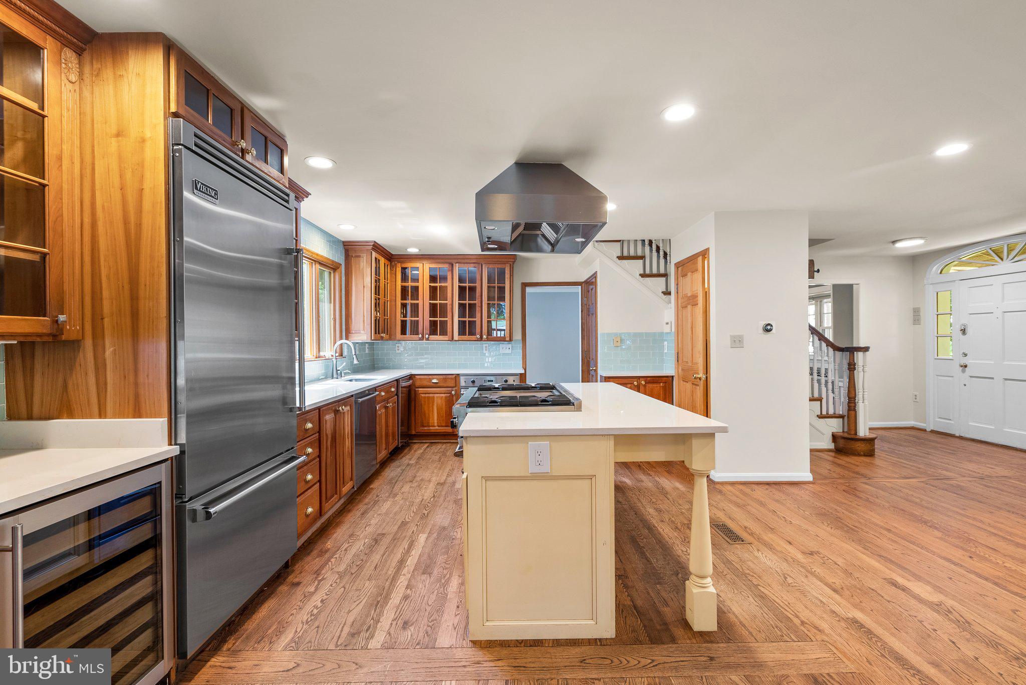 OLDE SEVERNA PARK - Residential