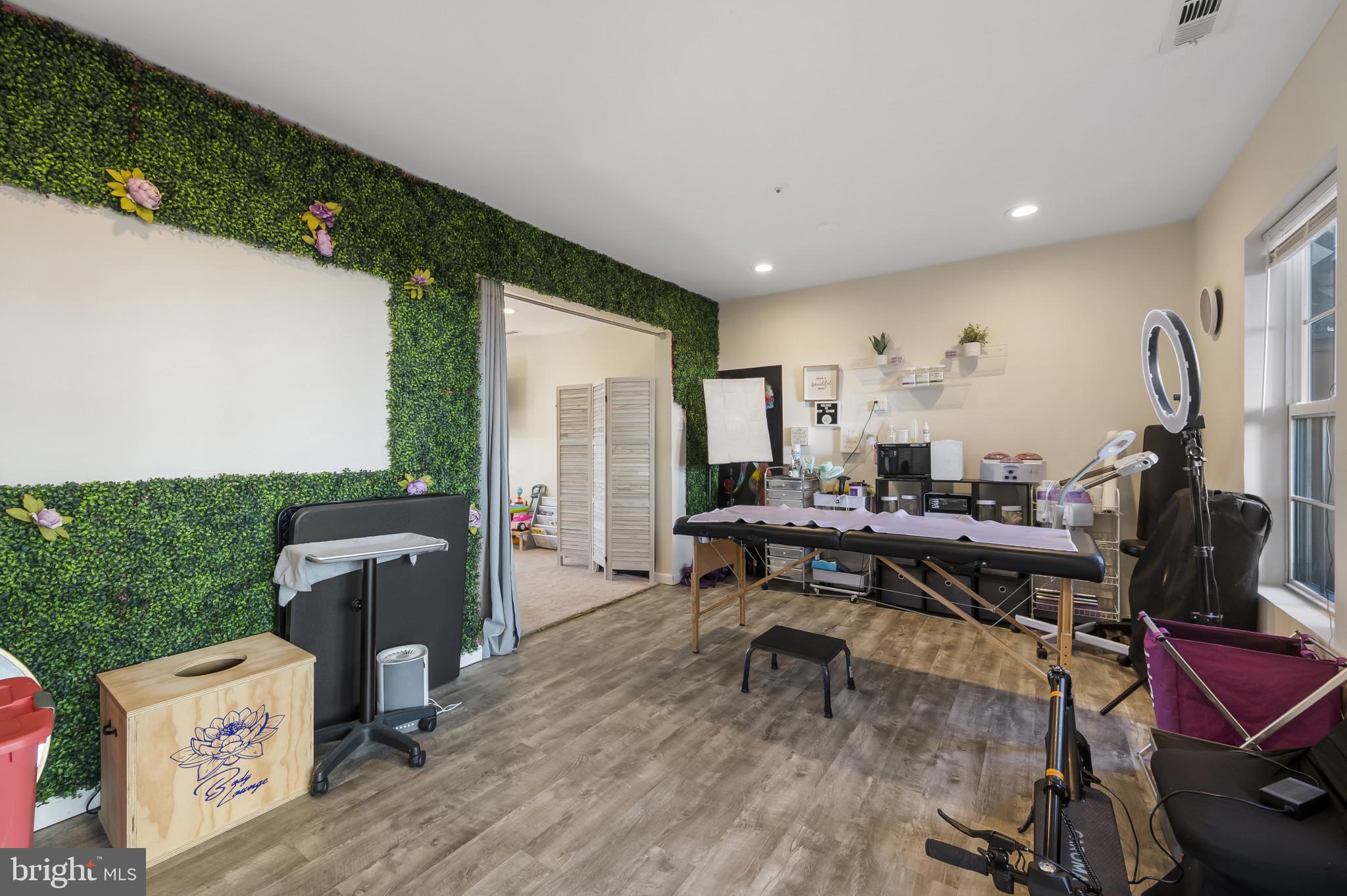 REGENCY TOWNS PLAT TWO - Residential