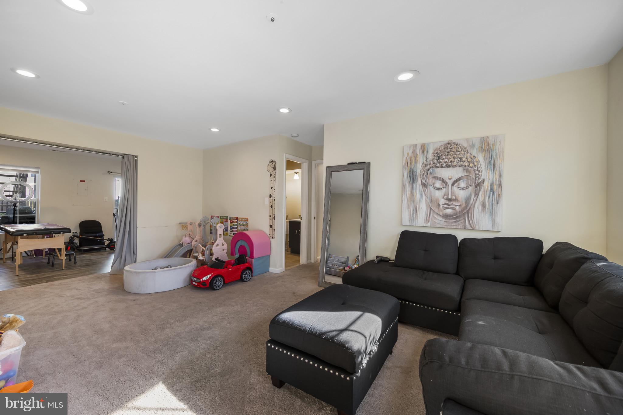 REGENCY TOWNS PLAT TWO - Residential