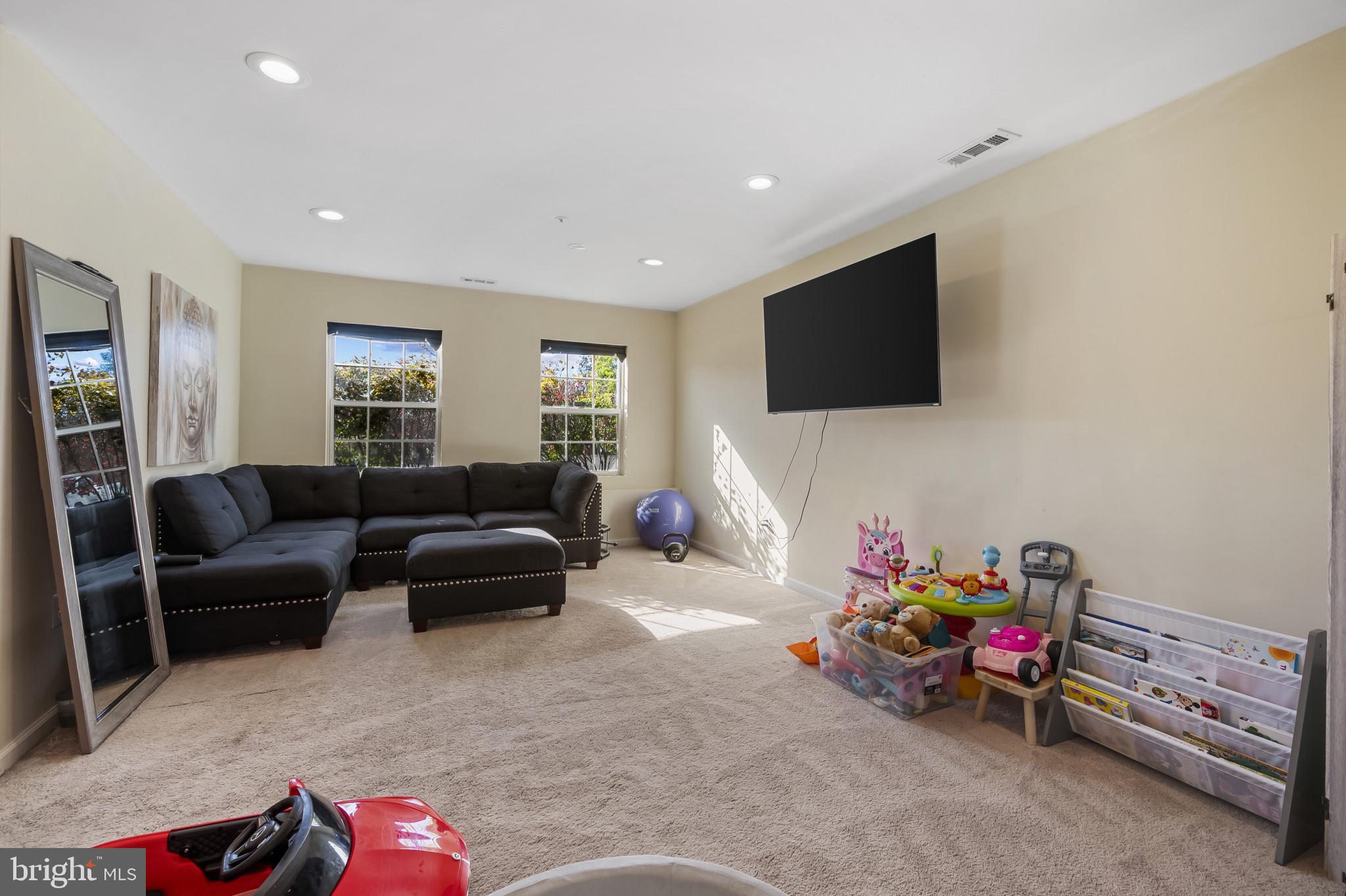 REGENCY TOWNS PLAT TWO - Residential