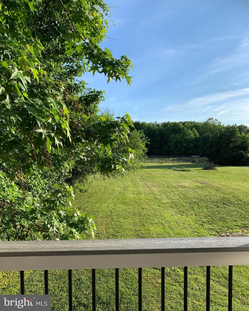 ISLAND CREEK WOODS - Residential