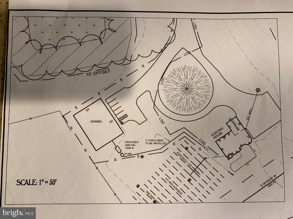 ISLAND CREEK WOODS - Residential